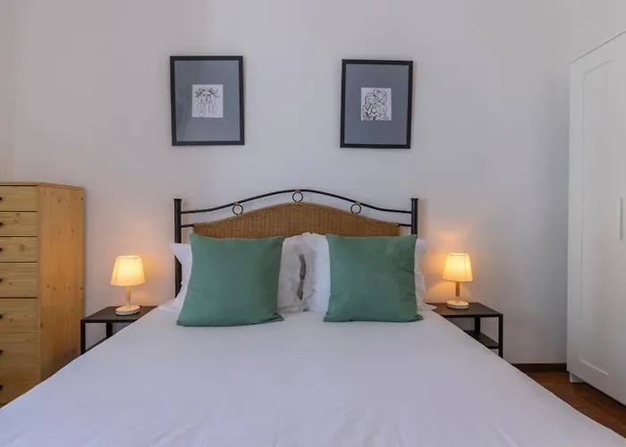 Seaside Getaway With Balcony By Lovelystay Apartmán
