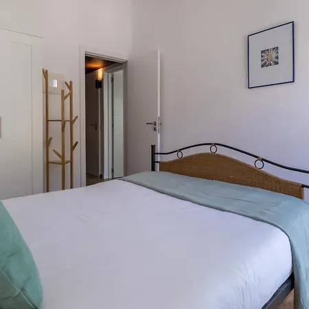 Caparica 1Br Near Beach By Lovelystay *