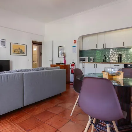Caparica 1Br Near Beach By Lovelystay Almada
