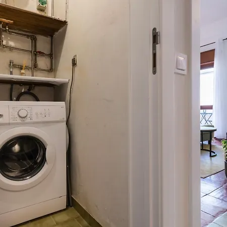 Caparica 1Br Near Beach By Lovelystay