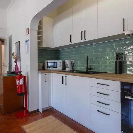 Apartmán Caparica 1Br Near Beach By Lovelystay Almada